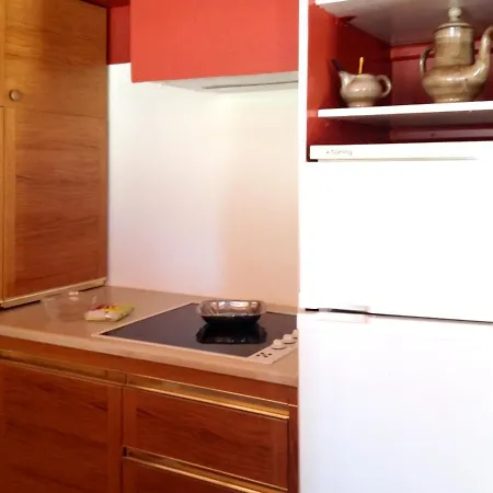 Lägenhet Charmant A Avec Vue Montagne + Terrasse 58 M²